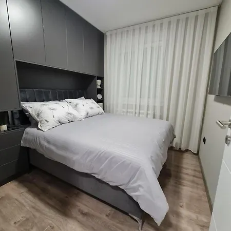 Stan Na Dan - Apartman21 Apartman Bijeljina